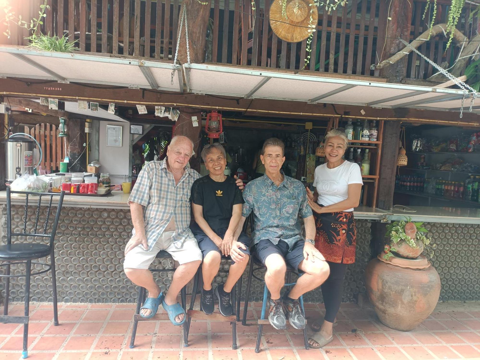 เฮือนน้ำน่าน House By The River Nan ウッタラディット エクステリア 写真